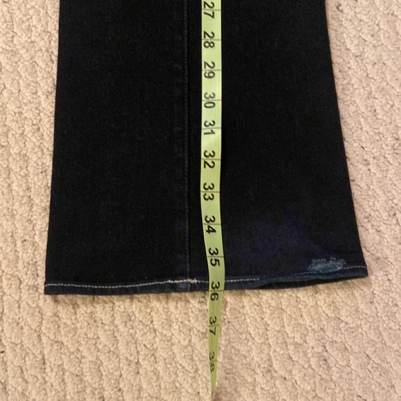 Rock & Republic Los Angeles Slim Flared Dark Blue Jeans - Picture 3 of 16